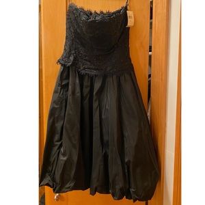 NWT Tadashi Black Beaded Strapless Dress 🖤